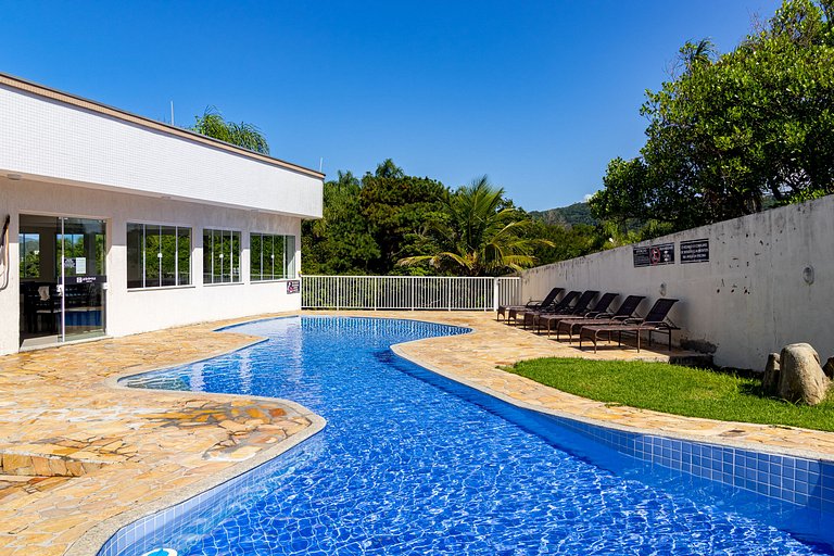 188 - Apartamento em 4 ilhas Acrópole com 03 dormitórios