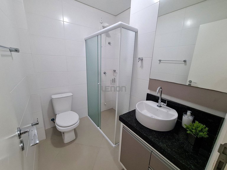 248 - Lindo apartamento na praia de Bombas