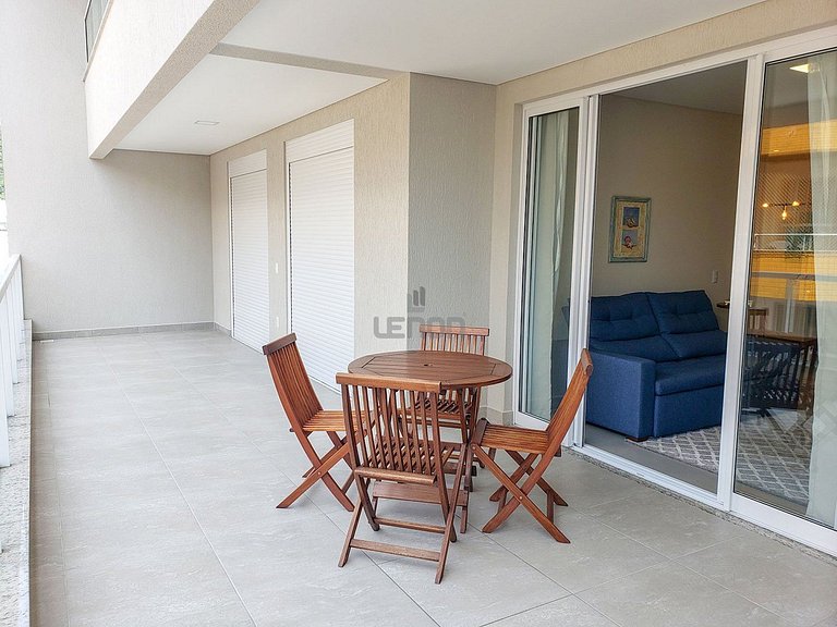 195 - Apartamento com 2 dormitórios a 50m da praia de Marisc
