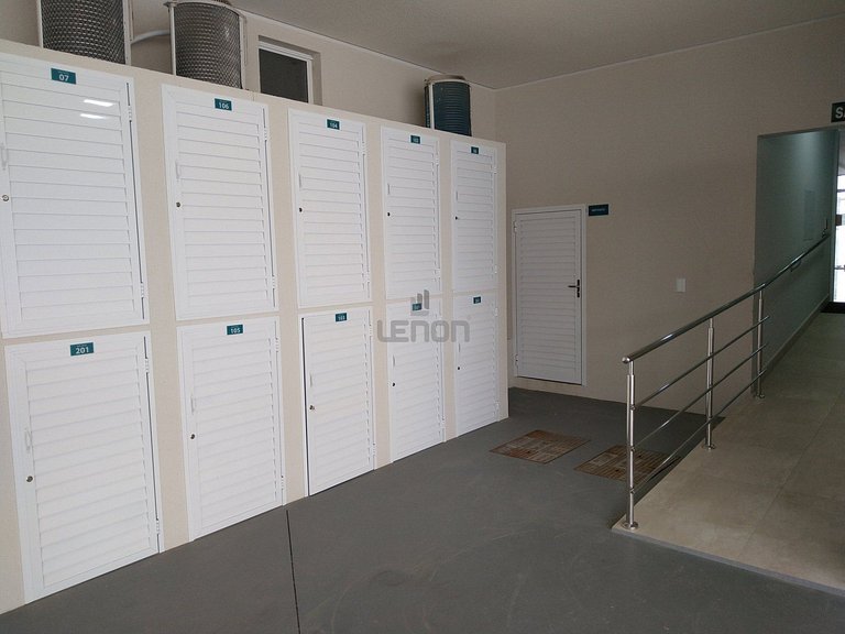 195 - Apartamento com 2 dormitórios a 50m da praia de Marisc