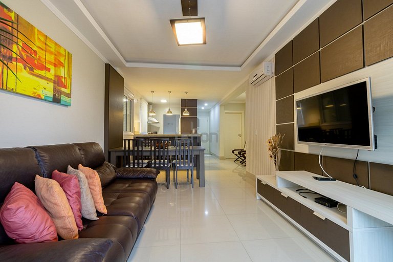 173 - Apartamento em 4 Ilhas com Piscina