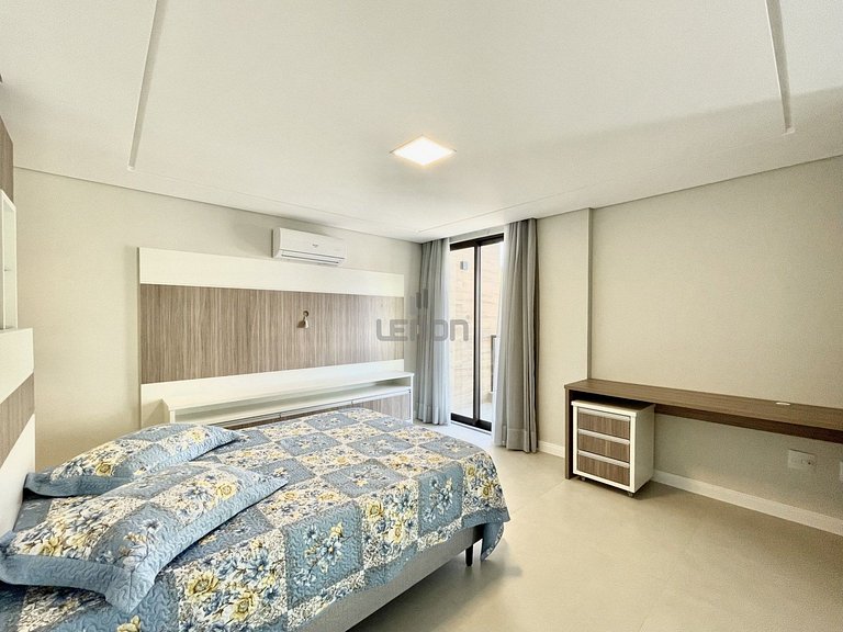 180 - Lindo apartamento com 02 suítes em Mariscal