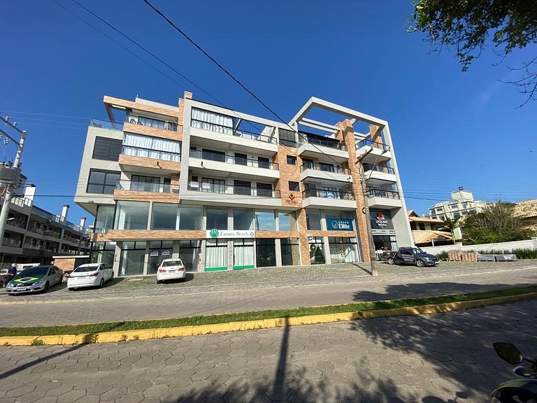 155 - Apartamento alto padrão na Praia de Canto Grande
