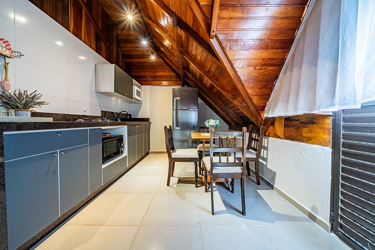 271 - Loft em Residencial com Piscina a 200m da Praia