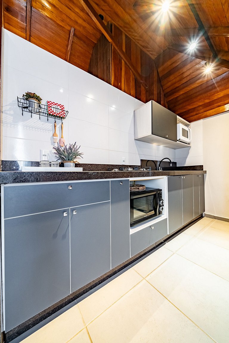 271 - Loft em Residencial com Piscina a 200m da Praia