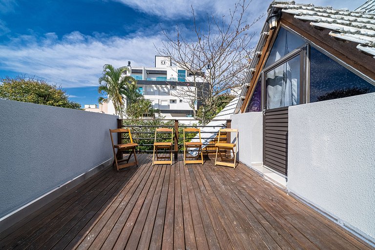 271 - Loft em Residencial com Piscina a 200m da Praia