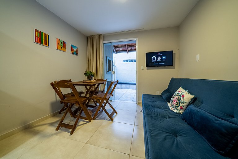 275 - Apartamento 01 dormitório na Praia de Mariscal