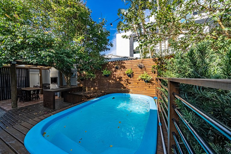 275 - Apartamento 01 dormitório na Praia de Mariscal