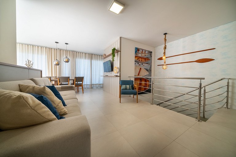 161 - Cobertura de Luxo com vista mar em Mariscal
