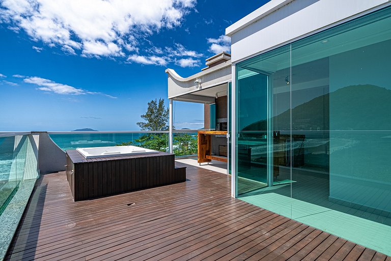 110 - Cobertura com vista panorâmica em 4 ilhas