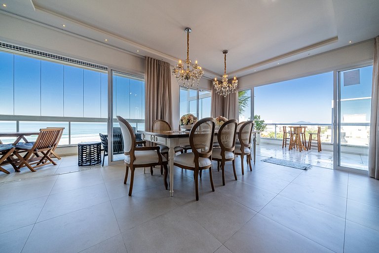 163 - Cobertura de Luxo com vista Mar em Mariscal