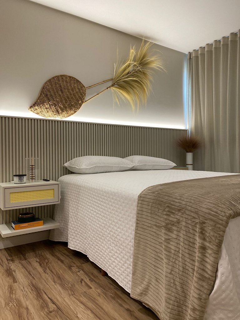 165 - Apartamento de 3 quartos na praia de Canto Grande