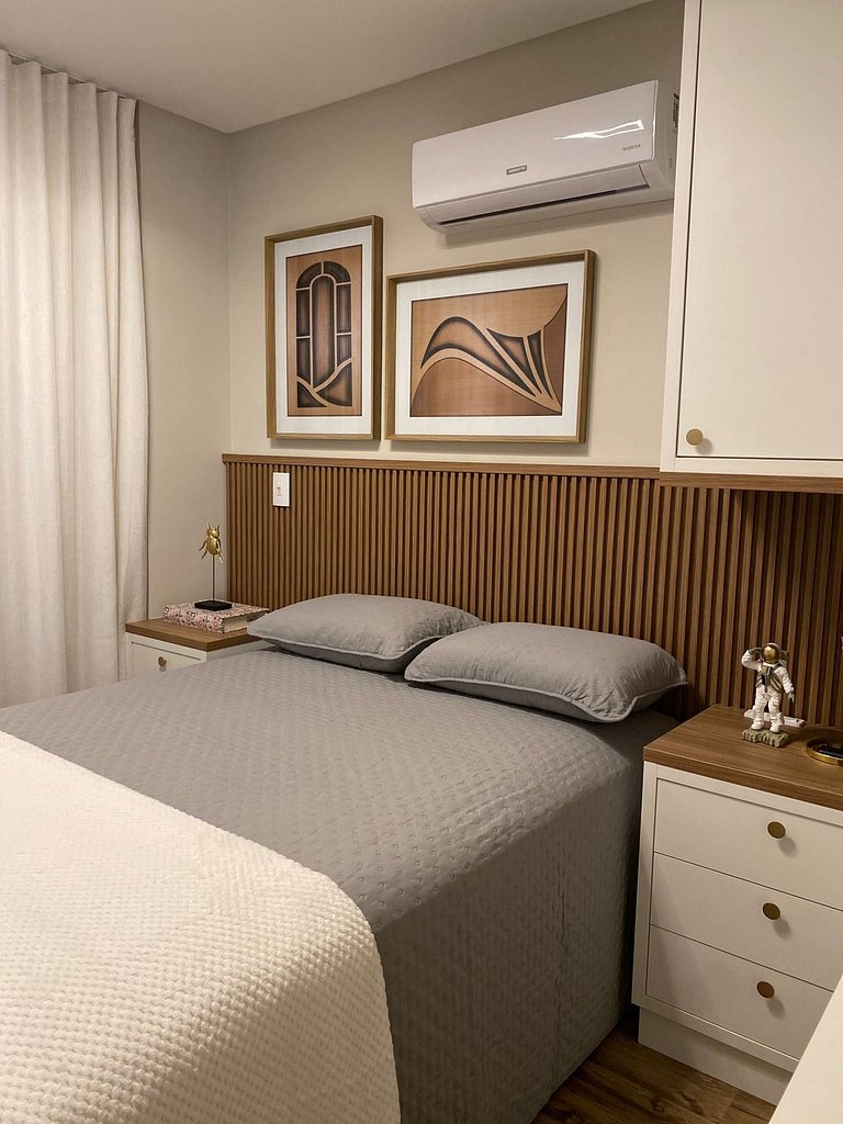 165 - Apartamento de 3 quartos na praia de Canto Grande