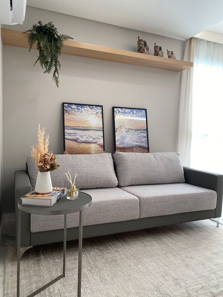 165 - Apartamento de 3 quartos na praia de Canto Grande