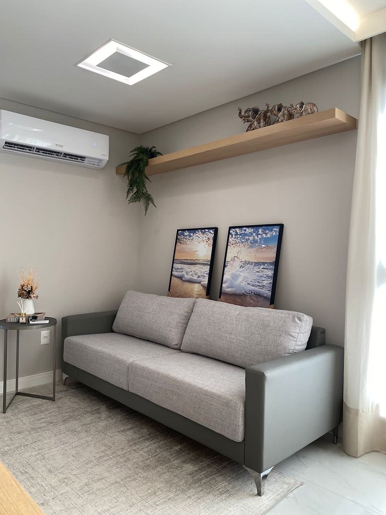 165 - Apartamento de 3 quartos na praia de Canto Grande