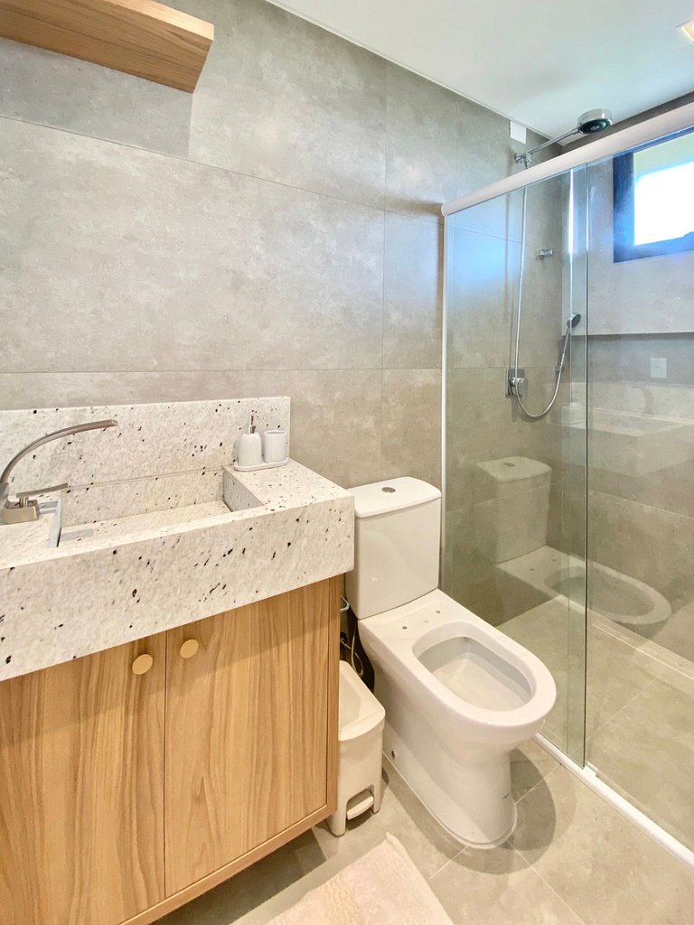 165 - Apartamento de 3 quartos na praia de Canto Grande