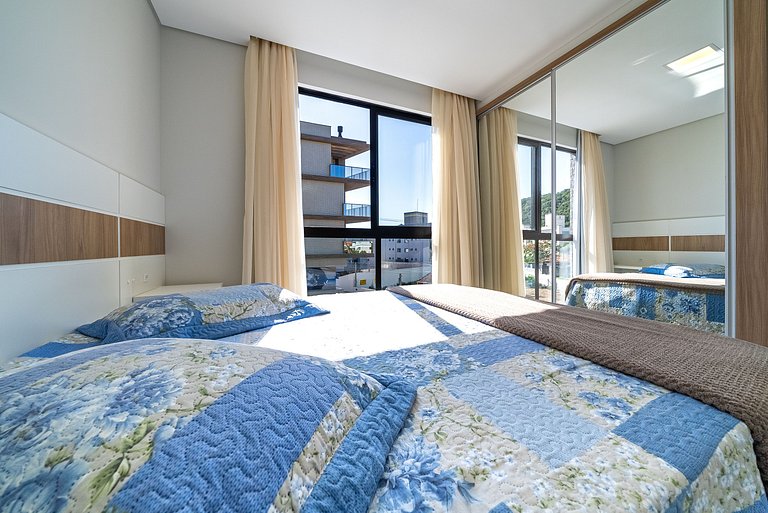 182 - Lindo apartamento 2 suítes em Mariscal