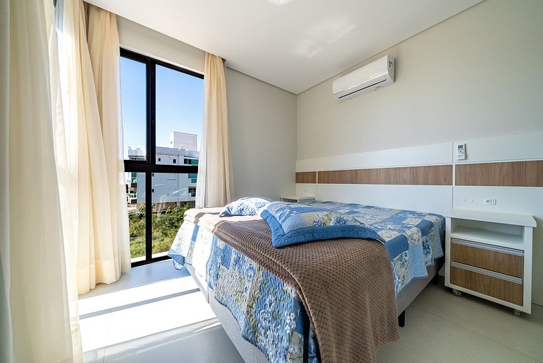 182 - Lindo apartamento 2 suítes em Mariscal