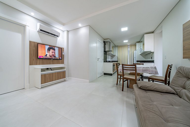182 - Lindo apartamento 2 suítes em Mariscal