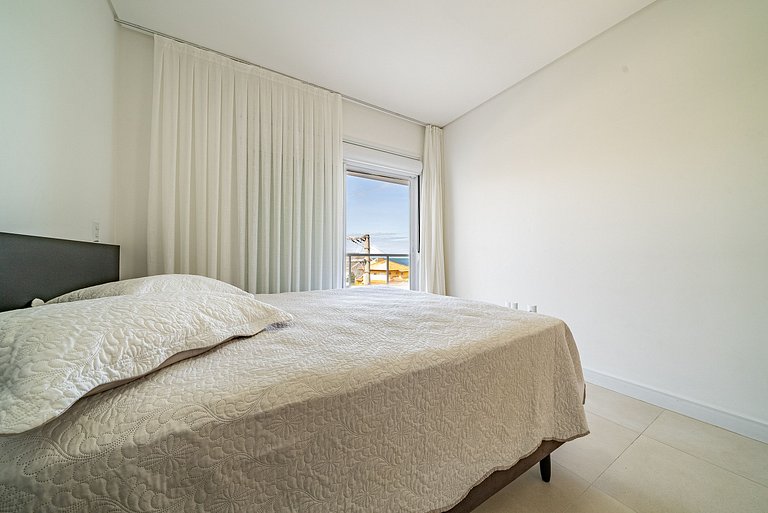 190 - Lindo apartamento a 50m da praia de Mariscal