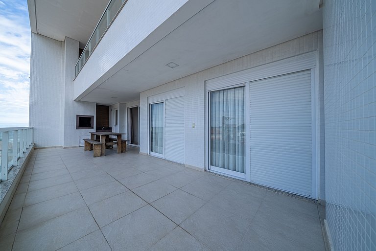 190 - Lindo apartamento a 50m da praia de Mariscal