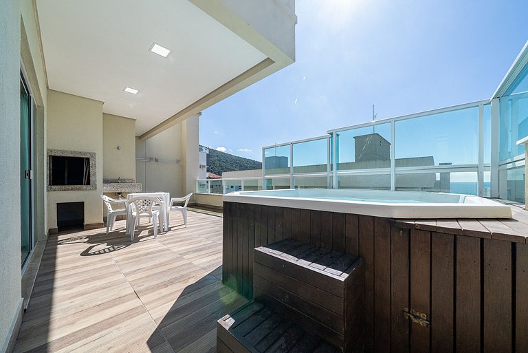 323 - Cobertura com 03 dormitórios e Jacuzzi, apenas a 50m d