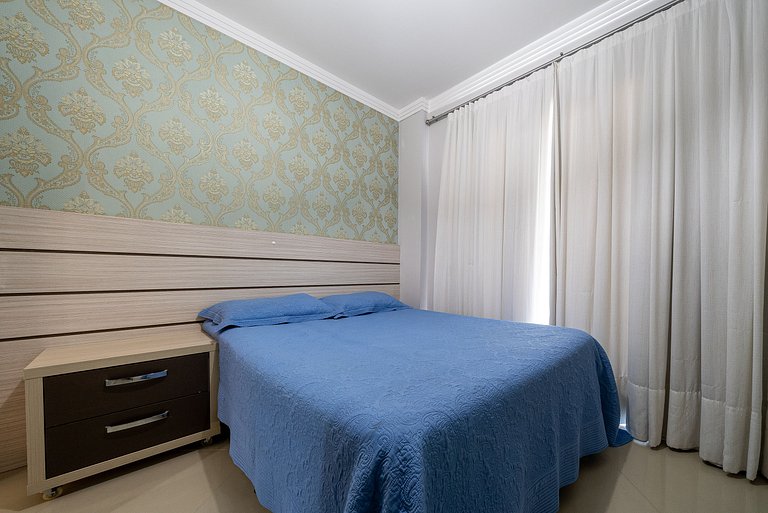 323 - Cobertura com 03 dormitórios e Jacuzzi, apenas a 50m d