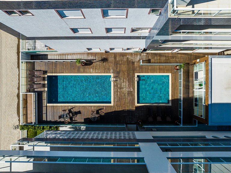 161 - Cobertura de Luxo com vista mar em Mariscal