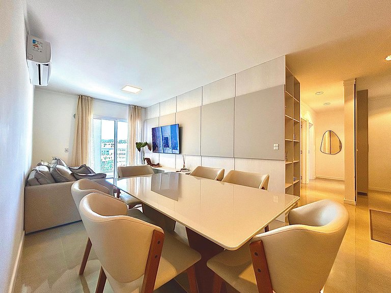408- Apartamento 2 suítes na praia de Bombas