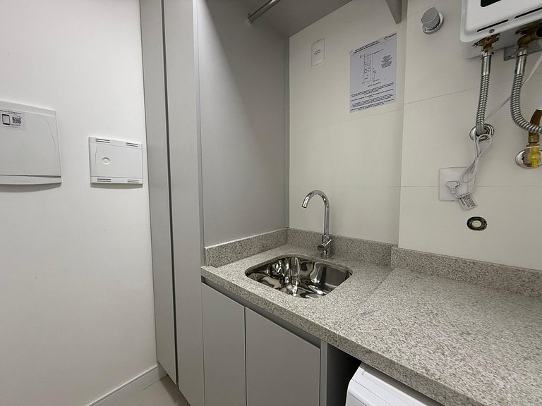 069 - Cobertura de quatro suítes em apenas 160 metros da pra