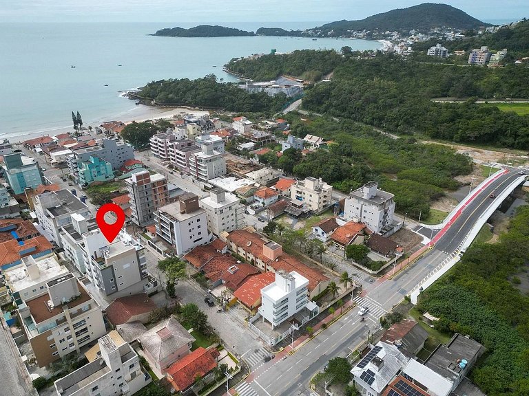 069 - Cobertura de quatro suítes em apenas 160 metros da pra