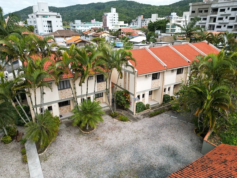 411 - Apartamento 2 quartos em Bombas