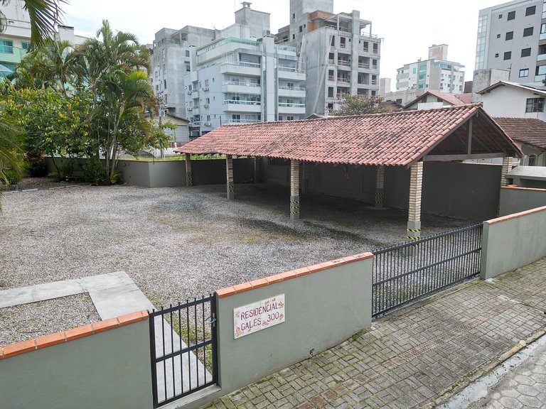 414 - Apartamento 2 quartos em Bombas