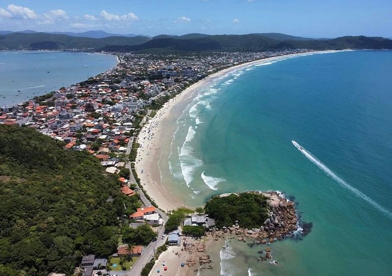 155 - Apartamento alto padrão na Praia de Canto Grande