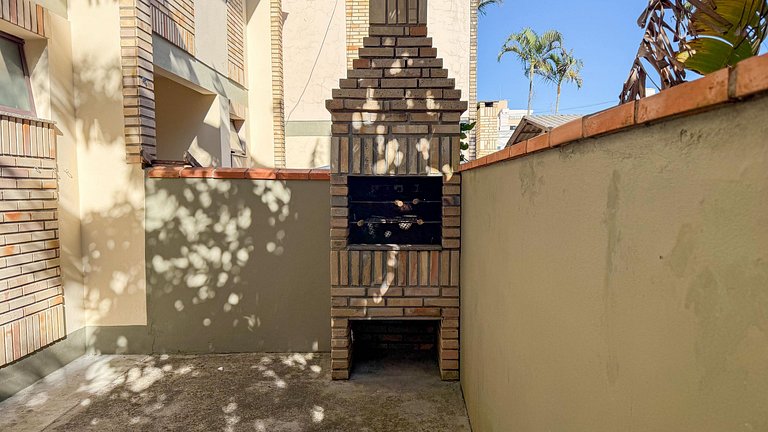 410 - Apartamento 2 quartos em Bombas
