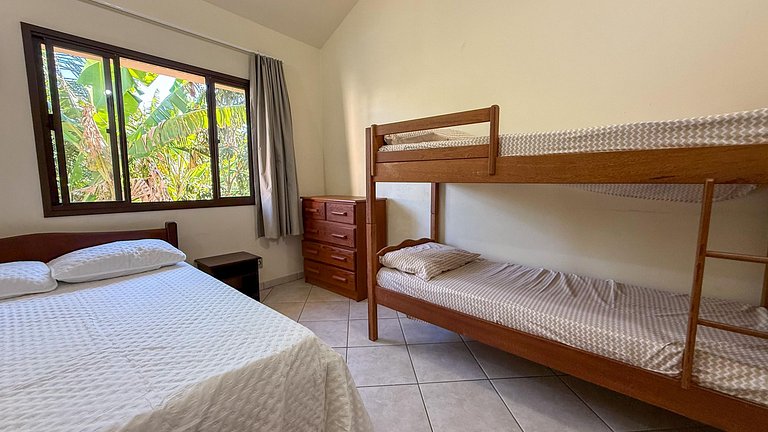 411 - Apartamento 2 quartos em Bombas