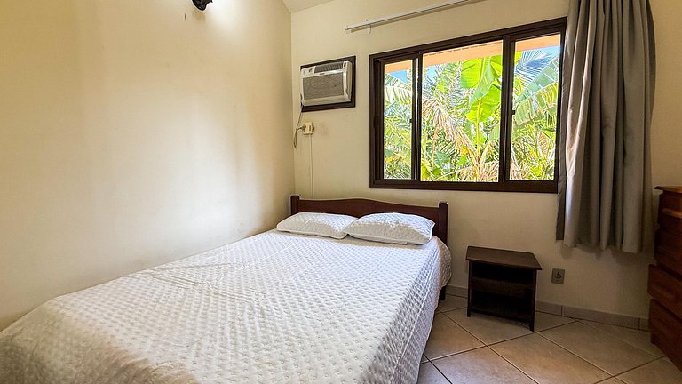 411 - Apartamento 2 quartos em Bombas