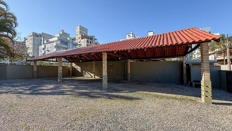 412 - Apartamento 2 quartos em Bombas