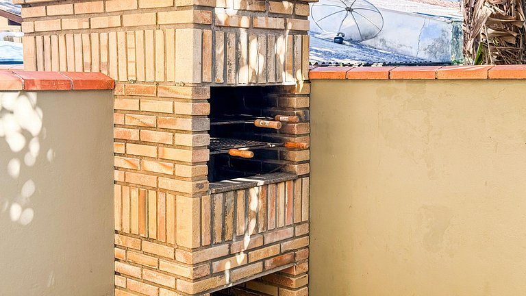 413 - Apartamento 2 quartos em Bombas