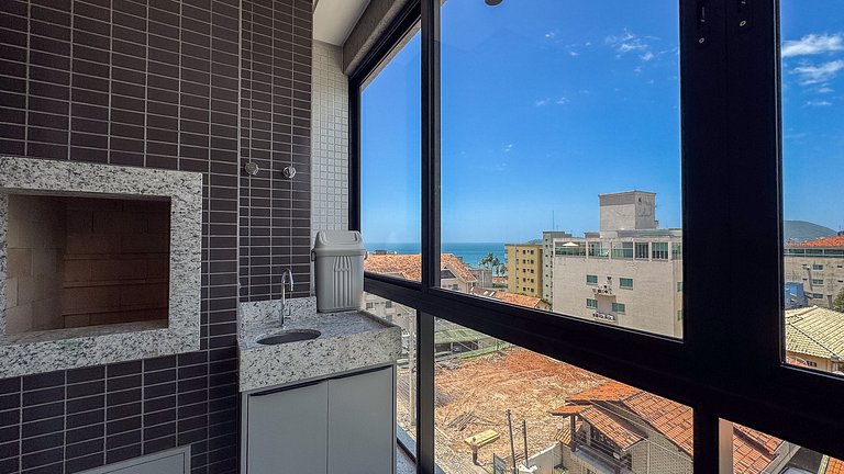 137 - Lindo apartamento com vista mar em Bombas