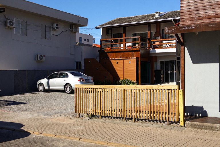 425 - Casa a 50 metros da praia em Canto Grande